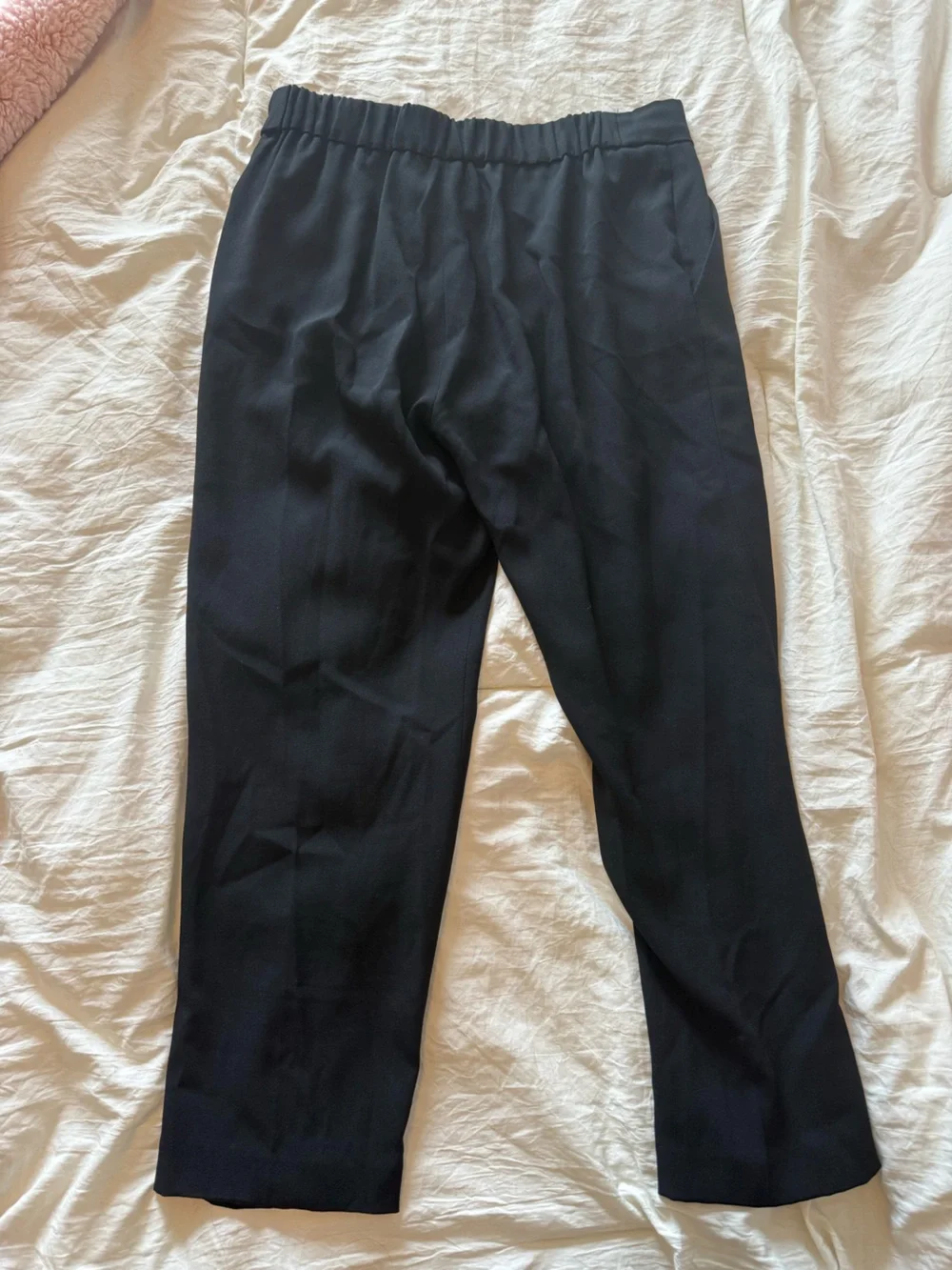Babaton Black Pleated Straight-Leg Capri Pants - Picture 2 of 3